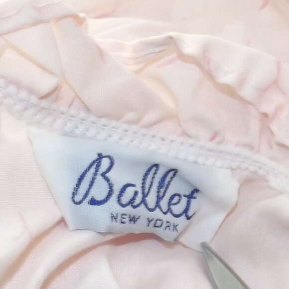 Vtg Ballet New York 2 Pc. Robe and Gown Butterfly Pink White Lace Ribbon Large - Picture 10 of 12